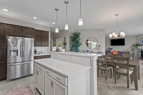 Tiny photo for 4136 Lake Windemere Lane, Kokomo, IN 46902 (MLS # 202618778)
