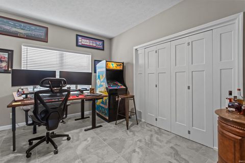 Tiny photo for 4136 Lake Windemere Lane, Kokomo, IN 46902 (MLS # 202618778)