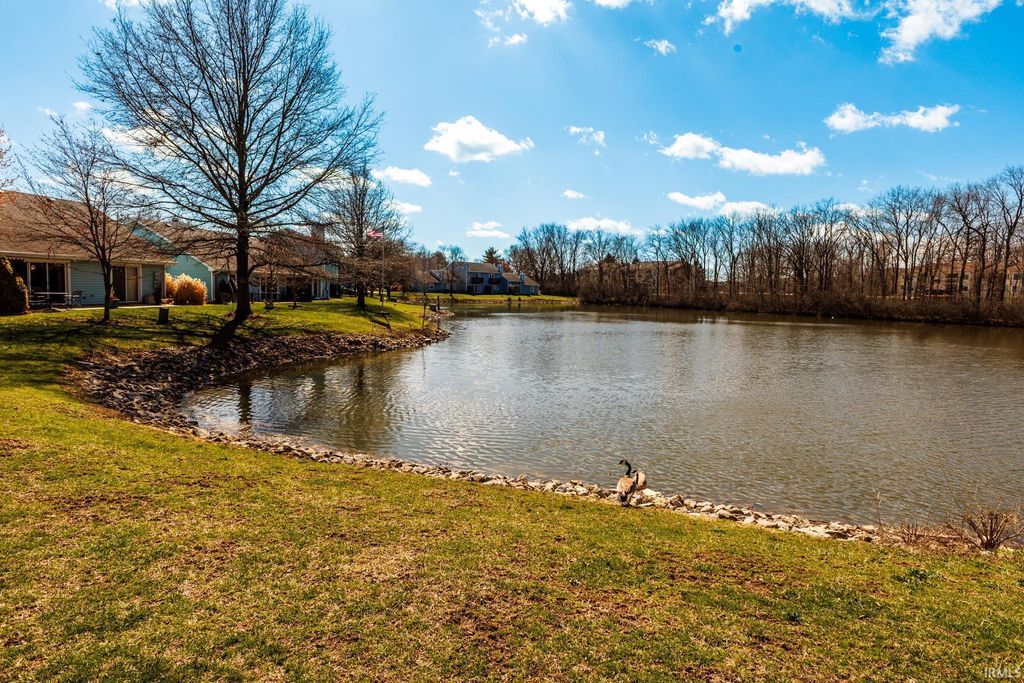 Photo of 3909 N Lakeside Drive, Muncie, IN 47304 (MLS # 202608298)