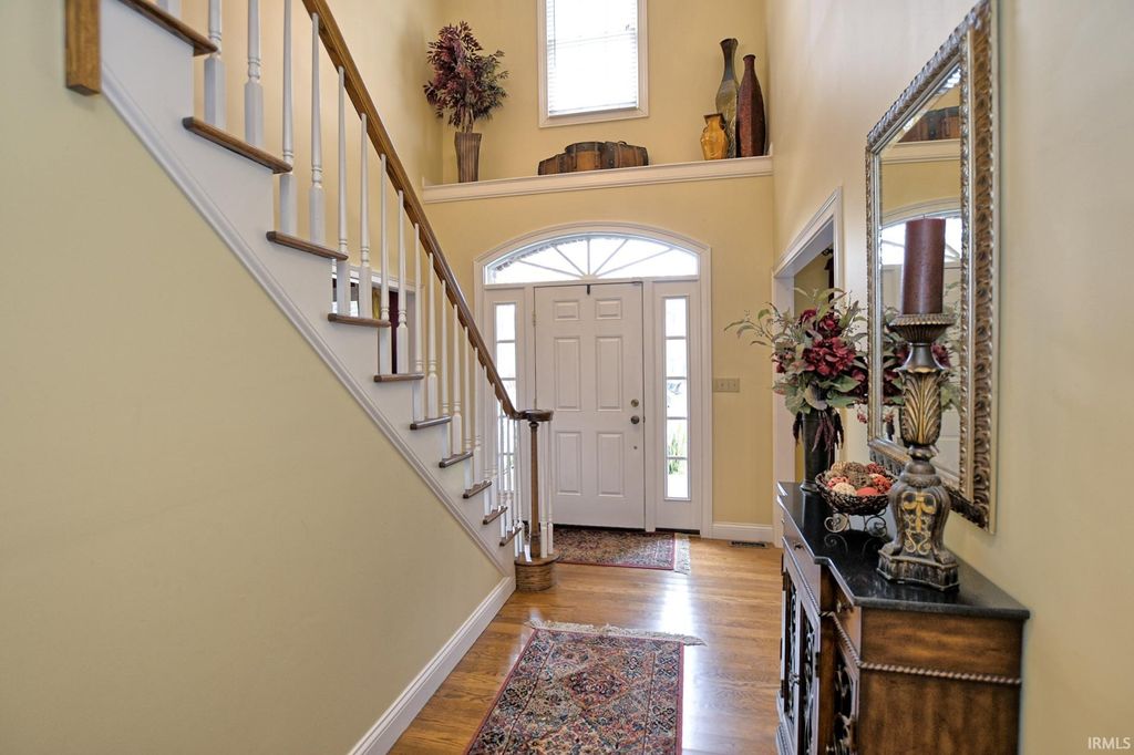 Photo of 4602 Brighton Court, Newburgh, IN 47630 (MLS # 202549319)