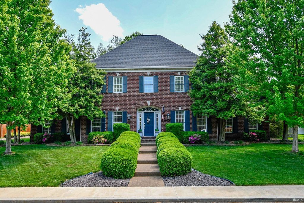 Photo of 4602 Brighton Court, Newburgh, IN 47630 (MLS # 202549319)