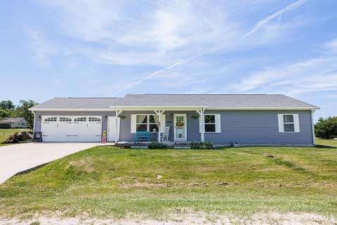 Photo of 3708 Megan Court, Spencer, IN 47460 (MLS # 202622195)
