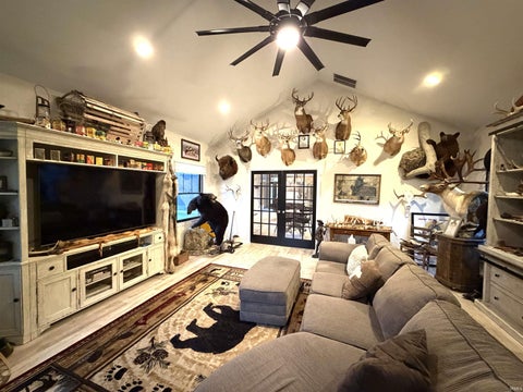 Tiny photo for 650 S 200 E, Kokomo, IN 46902 (MLS # 202643332)