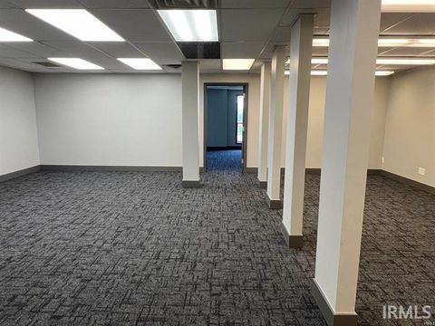 Tiny photo for 123 N Buckeye Street #Suite E, Kokomo, IN 46901 (MLS # 202613332)