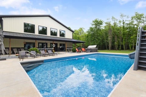 Tiny photo for 10810 Douglas Rd RD, Osceola, IN 46561 (MLS # 202623028)