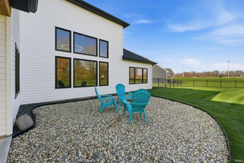 Tiny photo for 19195 Ringo Road, Auburn, IN 46706 (MLS # 202612520)