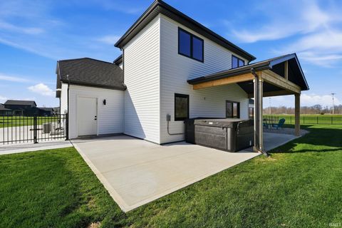 Tiny photo for 19195 Ringo Road, Auburn, IN 46706 (MLS # 202612520)