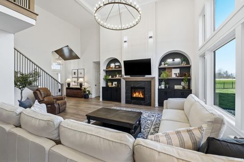 Tiny photo for 19195 Ringo Road, Auburn, IN 46706 (MLS # 202612520)