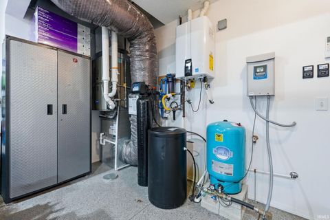 Tiny photo for 19195 Ringo Road, Auburn, IN 46706 (MLS # 202612520)