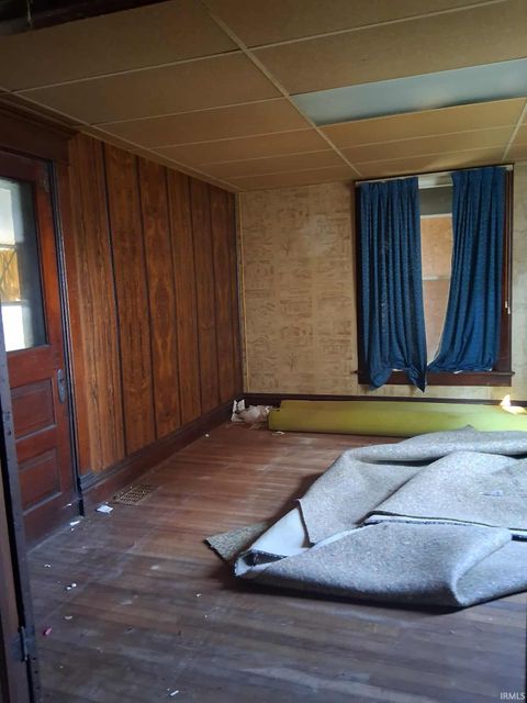 Tiny photo for 515 King Street, Logansport, IN 46947 (MLS # 202532641)