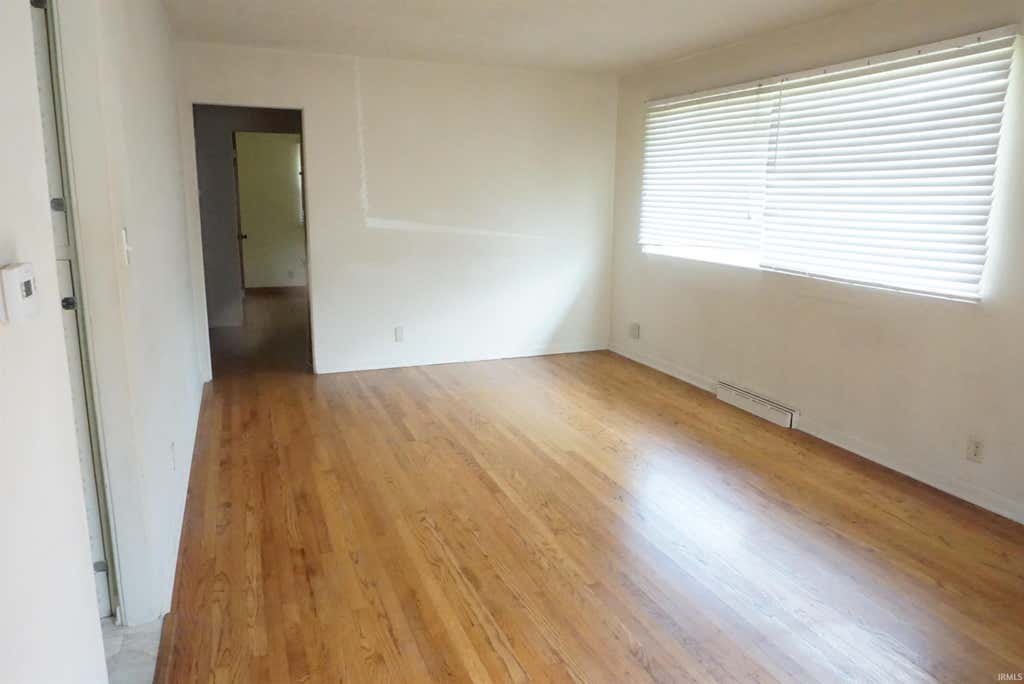Photo of 2326 UNION Avenue, South Bend, IN 46615 (MLS # 202632420)