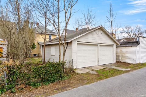 Tiny photo for 238 Whitelock Street, Huntington, IN 46750 (MLS # 202610389)