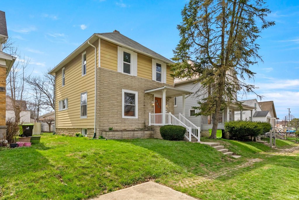 Photo of 238 Whitelock Street, Huntington, IN 46750 (MLS # 202610389)