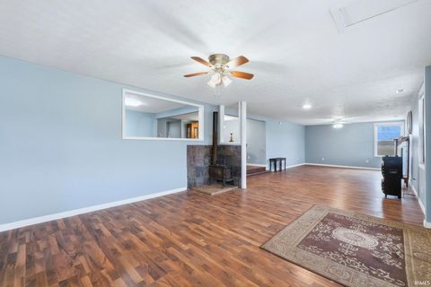 Tiny photo for 8311 N 1050 W, Royal Center, IN 46978 (MLS # 202547177)