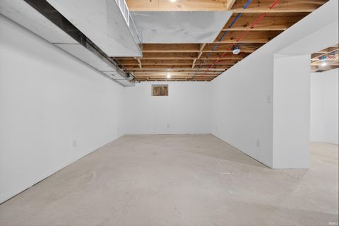 Tiny photo for 726 S Leeds Street, Kokomo, IN 46901 (MLS # 202619581)