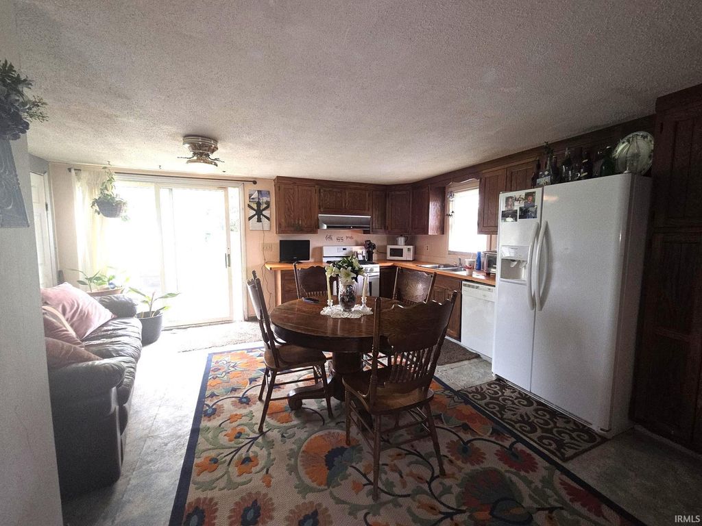 Photo of 1004 N Center Street, Bremen, IN 46506 (MLS # 202615350)