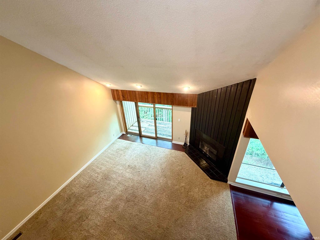 Photo of 9451 S Pointe LaSalles Drive #63, Bloomington, IN 47401 (MLS # 202625181)