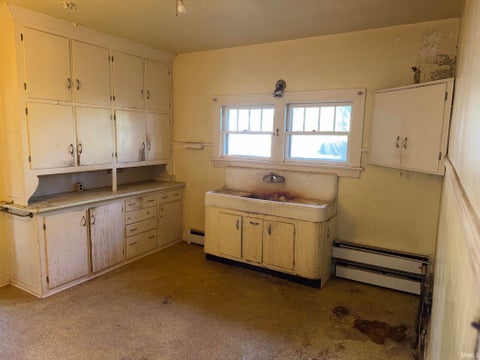 Tiny photo for 18573 Lincoln Highway, Plymouth, IN 46563 (MLS # 202643262)
