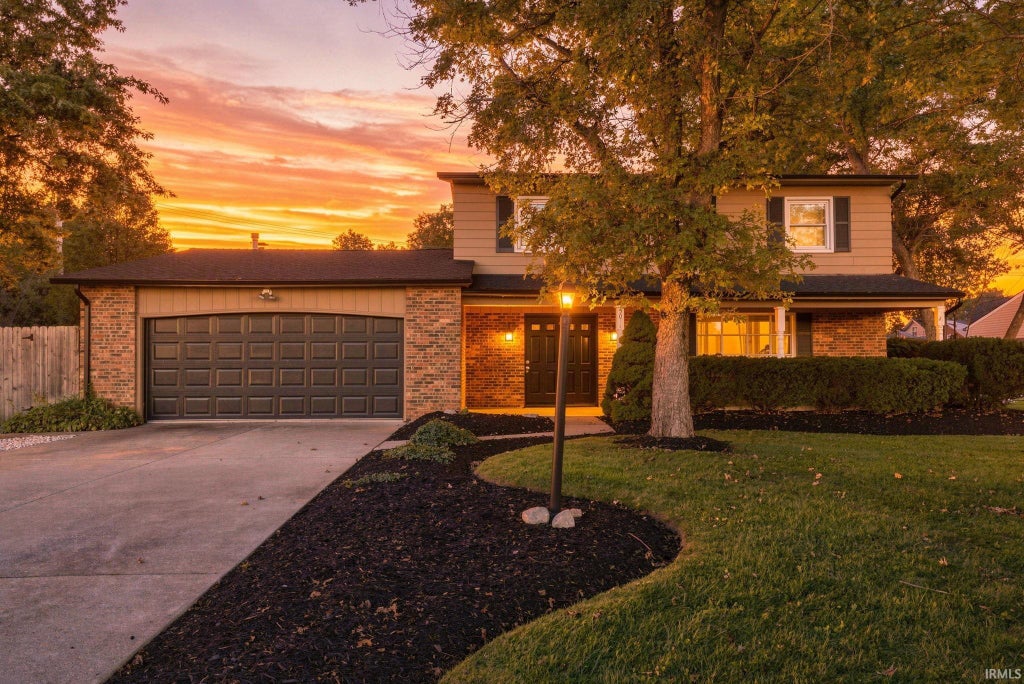Photo of 5013 Canterbury Drive, Fort Wayne, IN 46835 (MLS # 202644069)