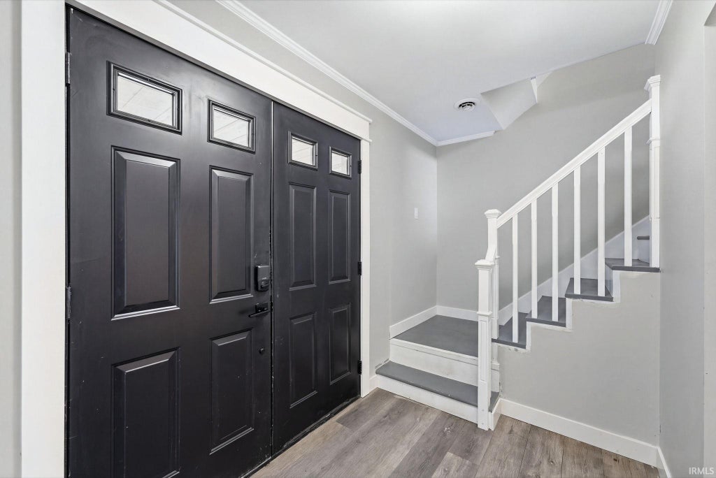 Photo of 5013 Canterbury Drive, Fort Wayne, IN 46835 (MLS # 202644069)