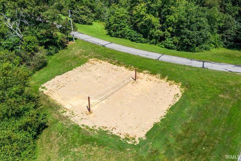 Tiny photo for Lot 39 Lake Shore Lane, Huntingburg, IN 47542 (MLS # 202612836)