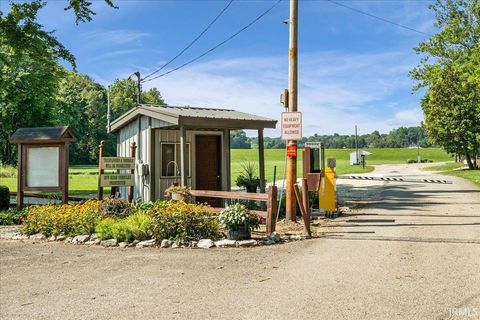 Tiny photo for Lot 39 Lake Shore Lane, Huntingburg, IN 47542 (MLS # 202612836)