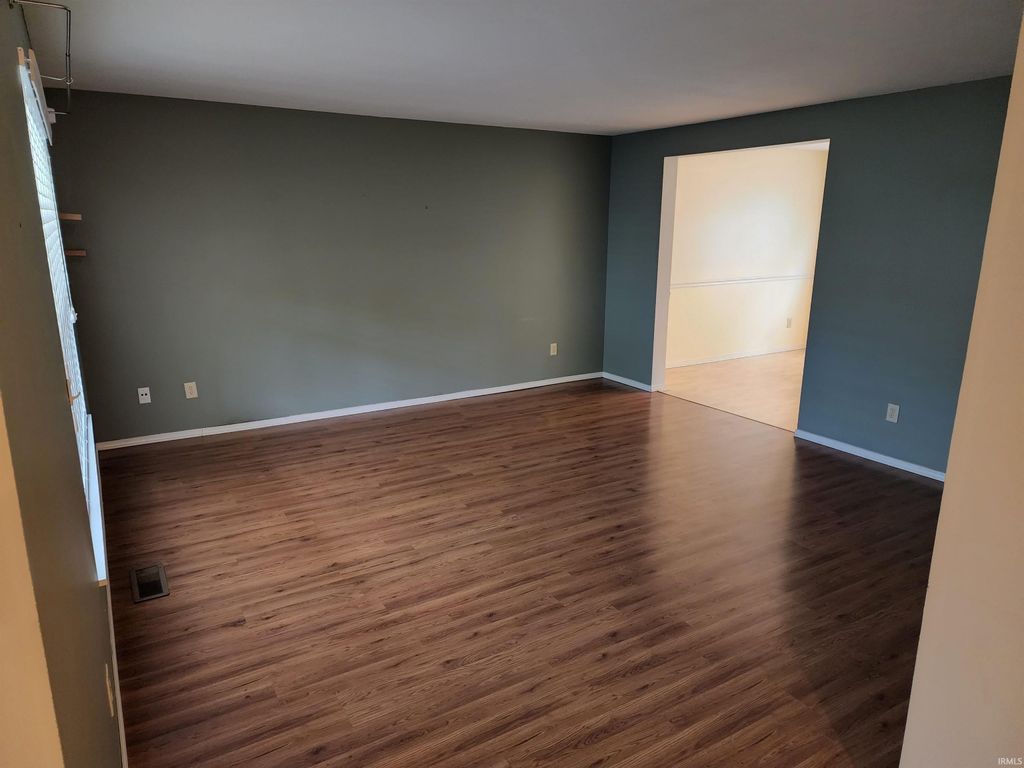 Photo of 3819 S Claybridge Drive, Bloomington, IN 47401 (MLS # 202618310)