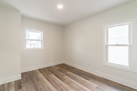 Tiny photo for 131 E Branning Avenue, Fort Wayne, IN 46806 (MLS # 202606791)