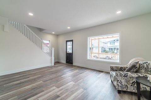 Tiny photo for 131 E Branning Avenue, Fort Wayne, IN 46806 (MLS # 202606791)
