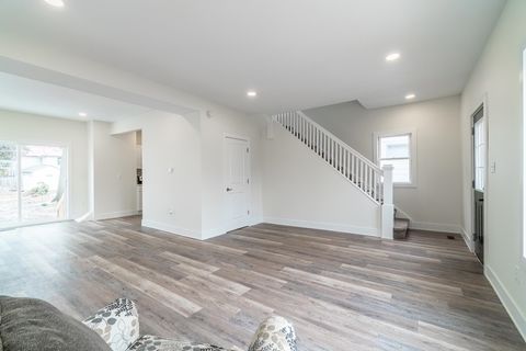 Tiny photo for 131 E Branning Avenue, Fort Wayne, IN 46806 (MLS # 202606791)