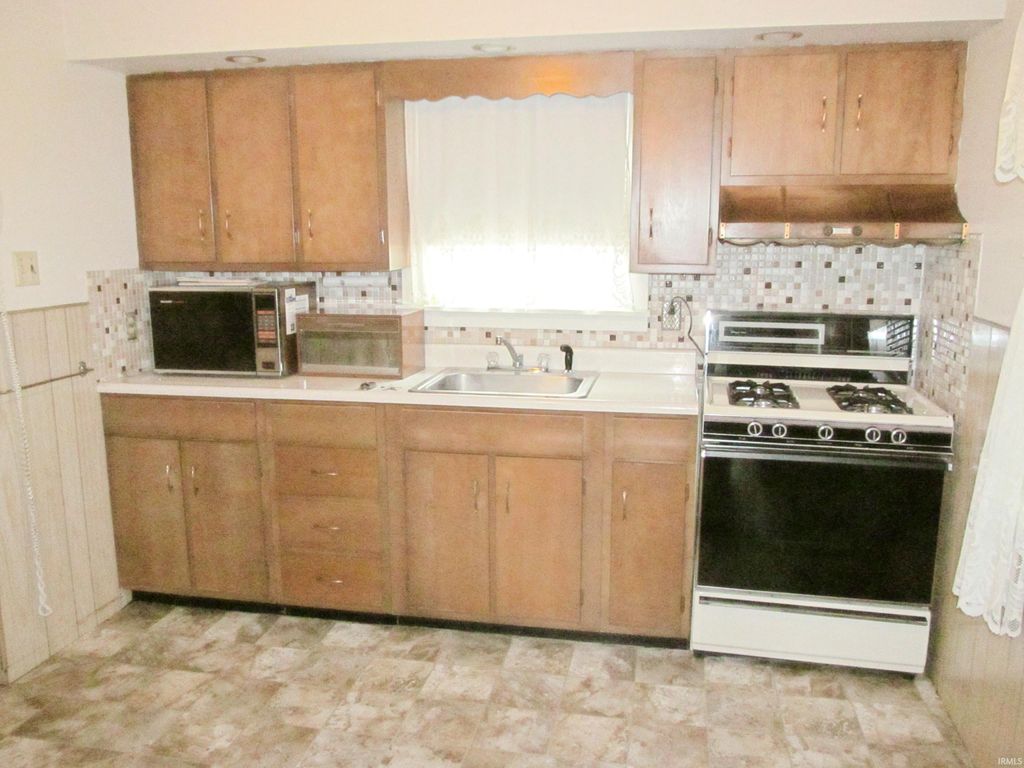 Photo of 1920 Prospect Street, South Bend, IN 46613 (MLS # 202613773)