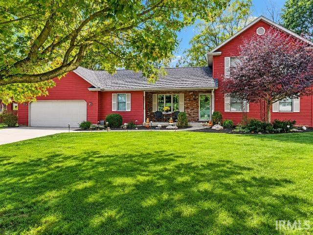 Photo of 13245 Nutmeg Ridge Drive, Plymouth, IN 46563 (MLS # 202643329)