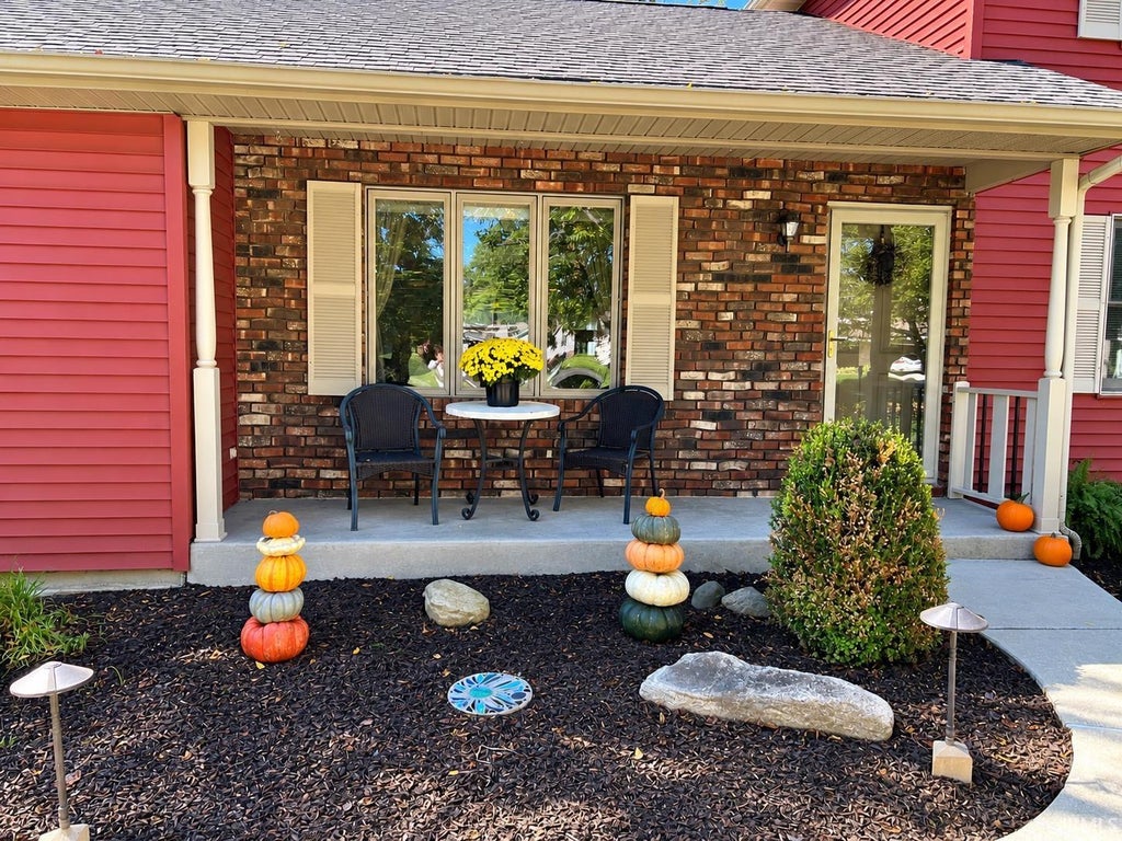 Photo of 13245 Nutmeg Ridge Drive, Plymouth, IN 46563 (MLS # 202643329)