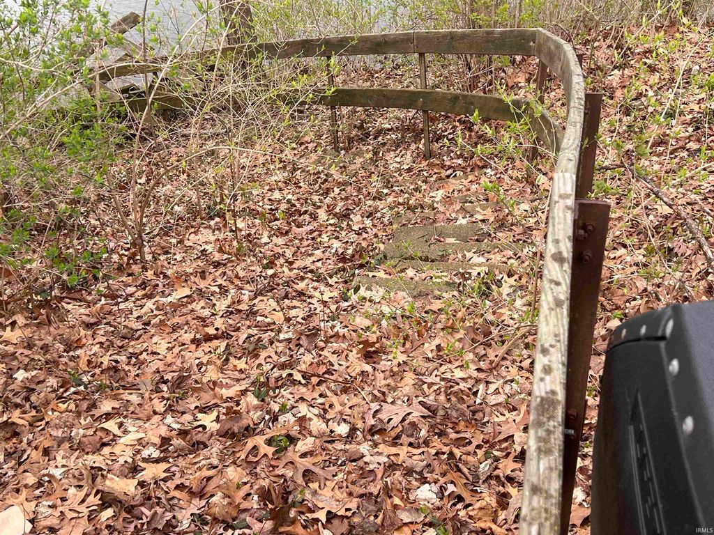 Photo of 1404 W Vistula Rd Highway, Bristol, IN 46507 (MLS # 202611494)