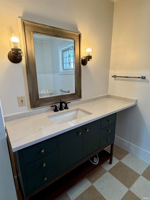 Tiny photo for 921 S Washington Street, Delphi, IN 46923 (MLS # 202603984)