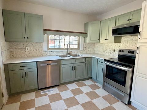 Tiny photo for 921 S Washington Street, Delphi, IN 46923 (MLS # 202603984)