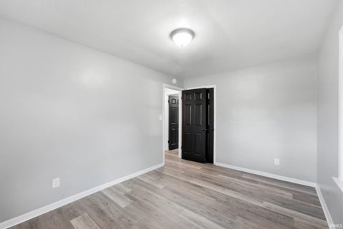Tiny photo for 2621 Capitol Avenue, Fort Wayne, IN 46806 (MLS # 202635362)