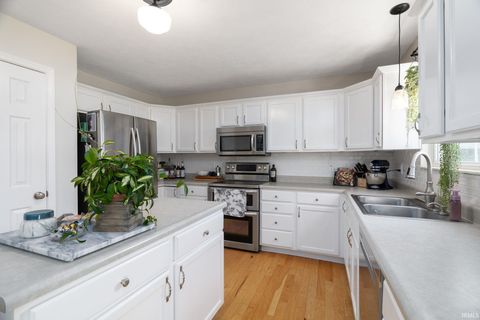 Tiny photo for 14 Kingfisher Circle, Lafayette, IN 47909 (MLS # 202616058)