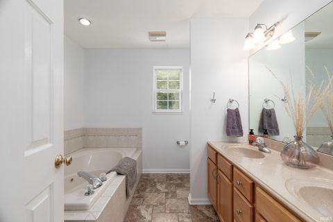 Tiny photo for 14 Kingfisher Circle, Lafayette, IN 47909 (MLS # 202616058)