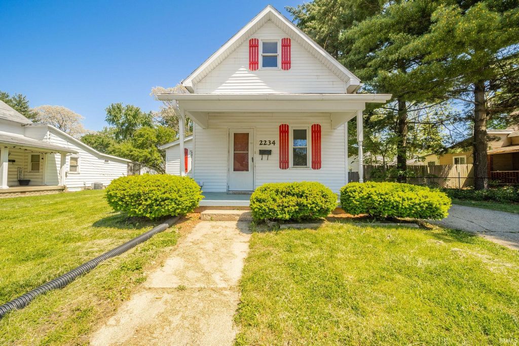 Photo of 2234 Walnut Street, New Castle, IN 47362 (MLS # 202617860)