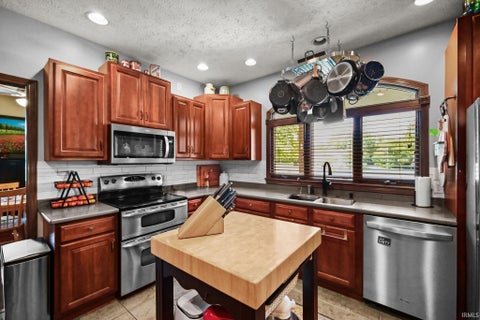 Tiny photo for 11553 S Black Oak Court, Battle Ground, IN 47920 (MLS # 202640435)