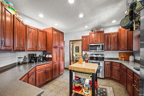 Tiny photo for 11553 S Black Oak Court, Battle Ground, IN 47920 (MLS # 202640435)
