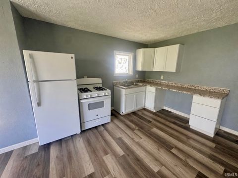 Tiny photo for 603 S Washington Street, Kokomo, IN 46902 (MLS # 202605464)