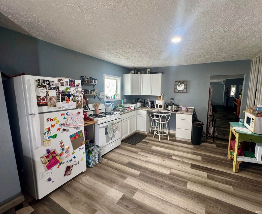 Photo of 603 S Washington Street, Kokomo, IN 46902 (MLS # 202605464)