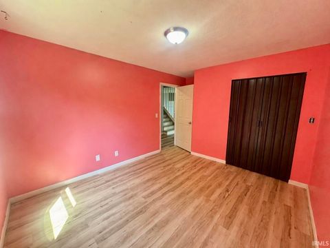 Tiny photo for 603 S Washington Street, Kokomo, IN 46902 (MLS # 202605464)