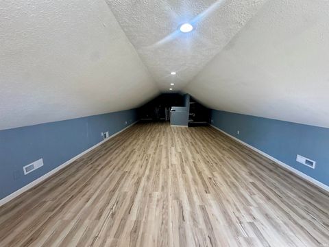 Tiny photo for 603 S Washington Street, Kokomo, IN 46902 (MLS # 202605464)