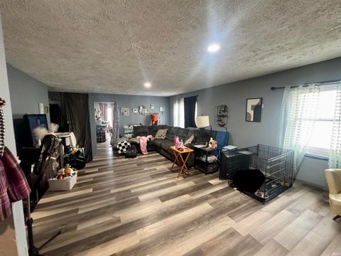 Tiny photo for 603 S Washington Street, Kokomo, IN 46902 (MLS # 202605464)