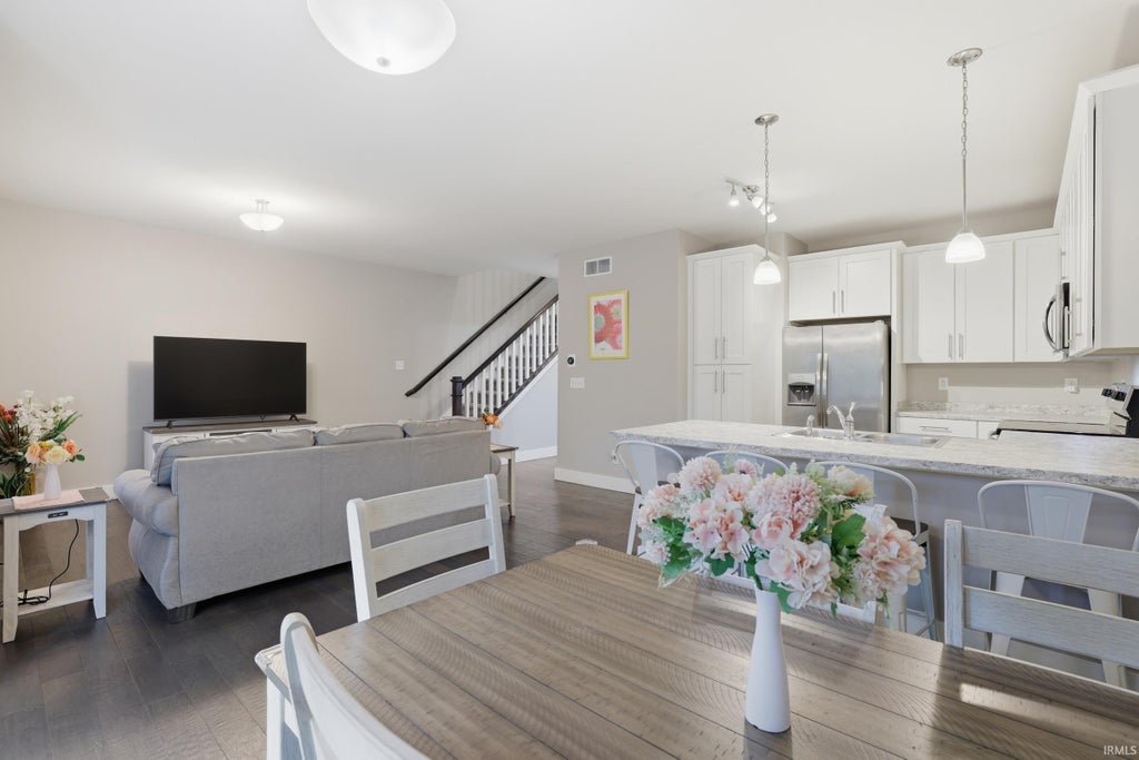 Photo of 4313 N Cypress Lane, Bloomington, IN 47404 (MLS # 202643865)