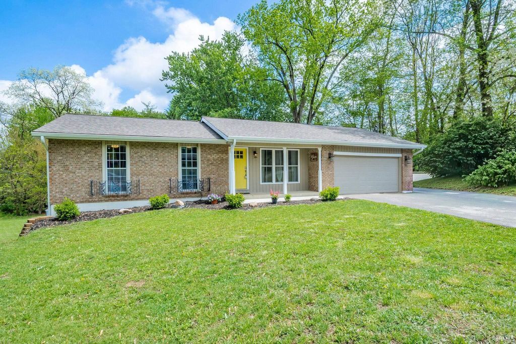 Photo of 3218 NW C Street, Richmond, IN 47374 (MLS # 202616094)