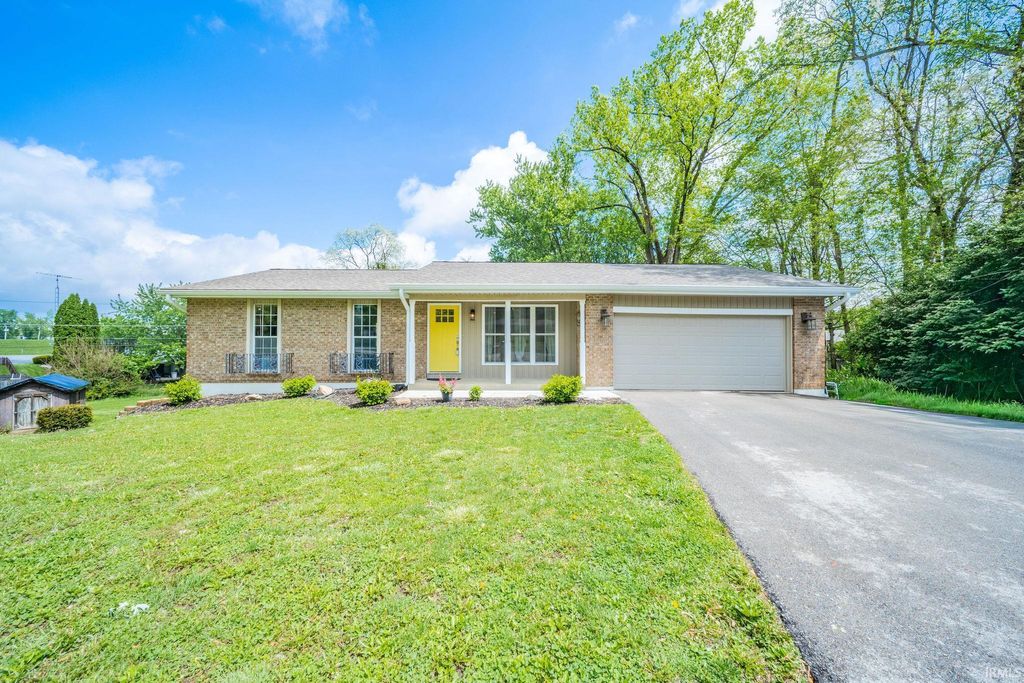 Photo of 3218 NW C Street, Richmond, IN 47374 (MLS # 202616094)